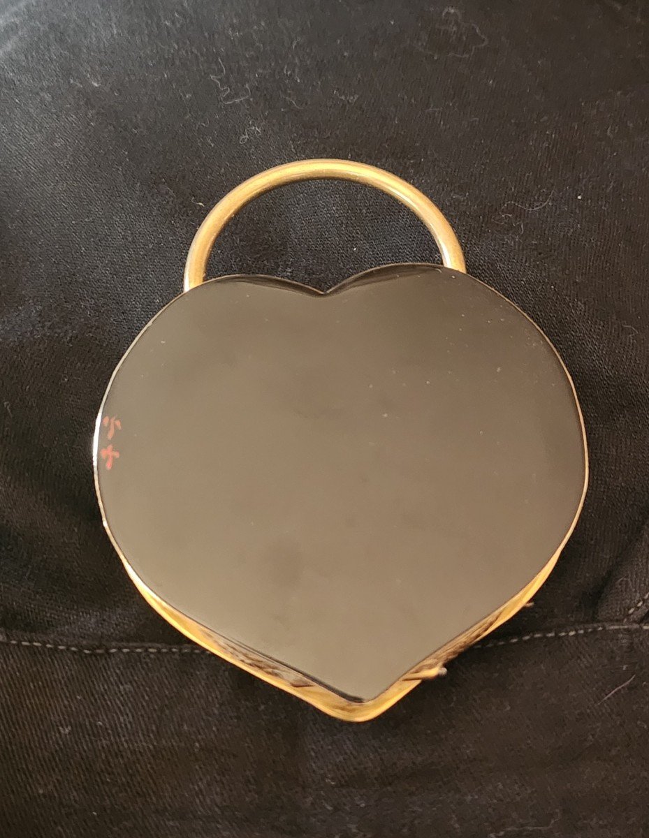 Heart Powder Compact In Lacquer Circa 1930-photo-2