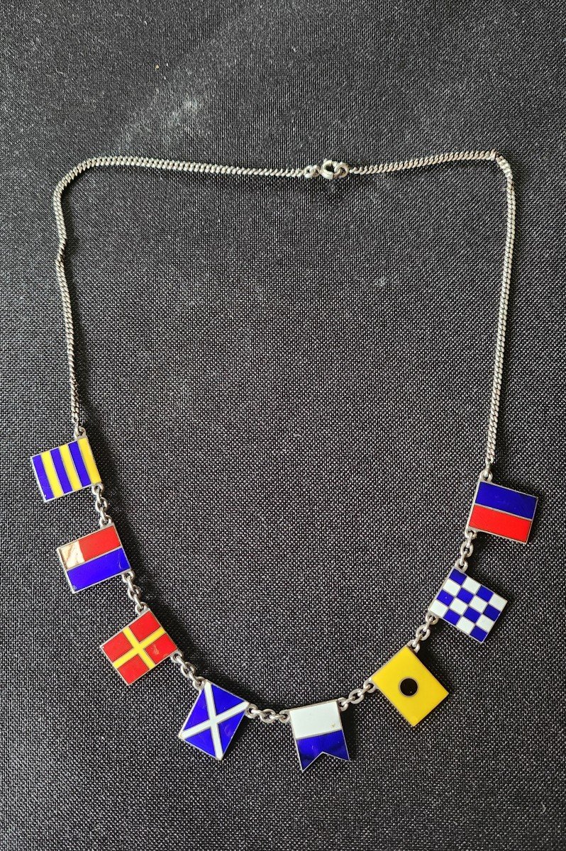 Collier Drapeaux En Argent Et Email Art Deco