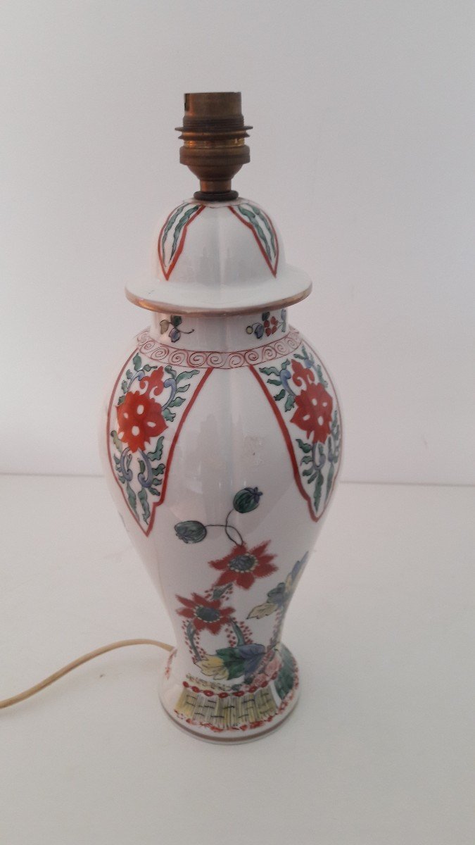 Porcelaine De Chantilly