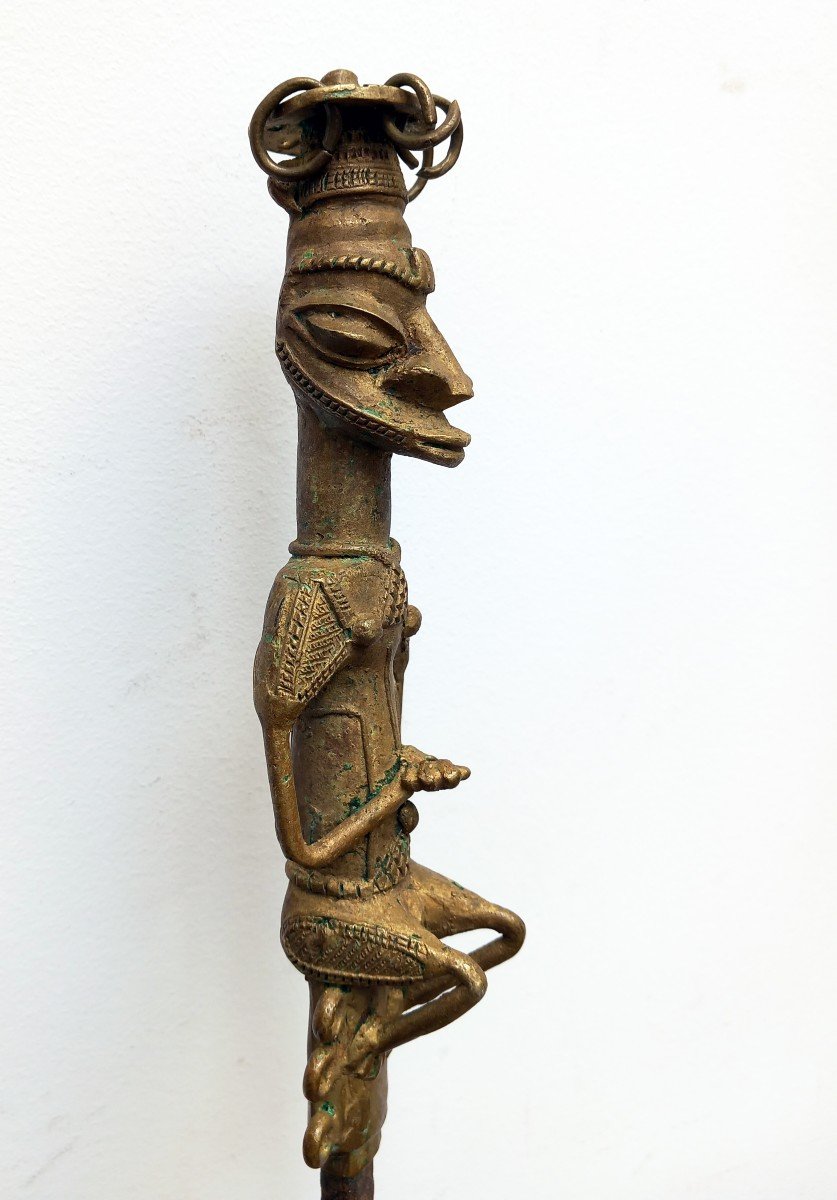 Fetiche piquet d’initié Edan Bronze De La  Société Ogboni Yoruba, Nigéria-photo-3
