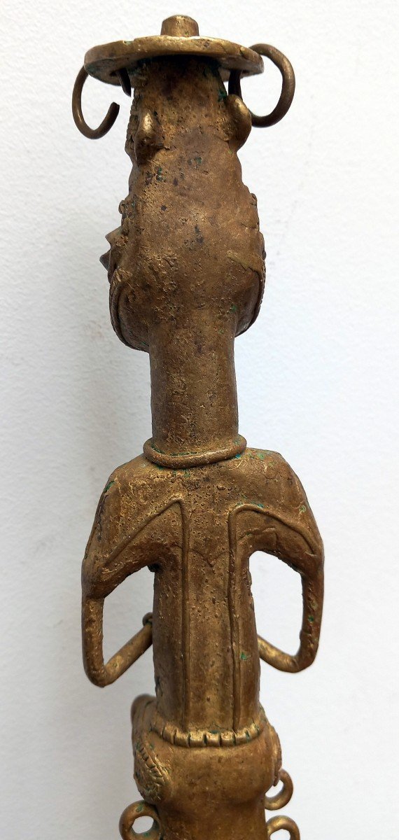Fetiche piquet d’initié Edan Bronze De La  Société Ogboni Yoruba, Nigéria-photo-1