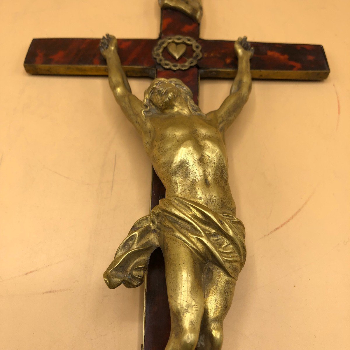 Croix Avec Couvercle De Couple Avec Accessoires Et Christ En Bronze Doré-photo-2