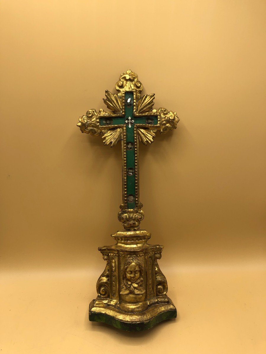 Golden Wooden Cross With 6 Rel. + Holy Cross Of Our Lady Of Jesus ​​christ