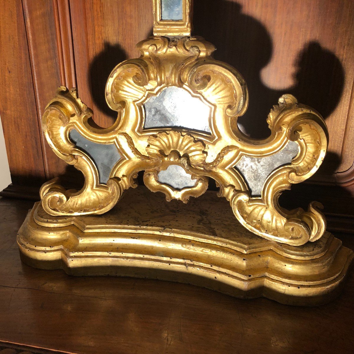 Staurotheca In Carved And Gilded Wood With Mercury Mirror Inserts-photo-2