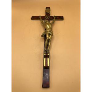 Croix Avec Couvercle De Couple Avec Accessoires Et Christ En Bronze Doré