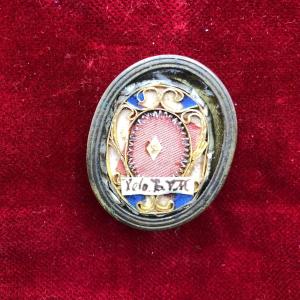  Beautiful Reliquary With Inside The Relic Of A Fragment Of The Veil Of The Blessed Virgin Mary