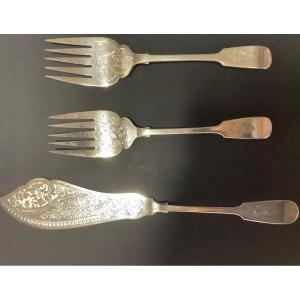 Trio Of Sheffield Cutlery With The Coat Of Arms Of The Vatican England Late 19 Th Century