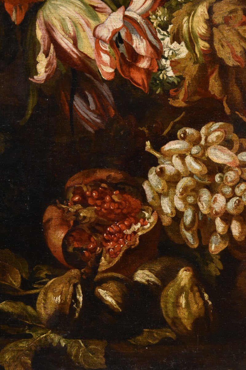 Aniello Ascione (naples,  C. 1680 - 1708), Still Life With Festoon Of Flowers And Fruit-photo-4