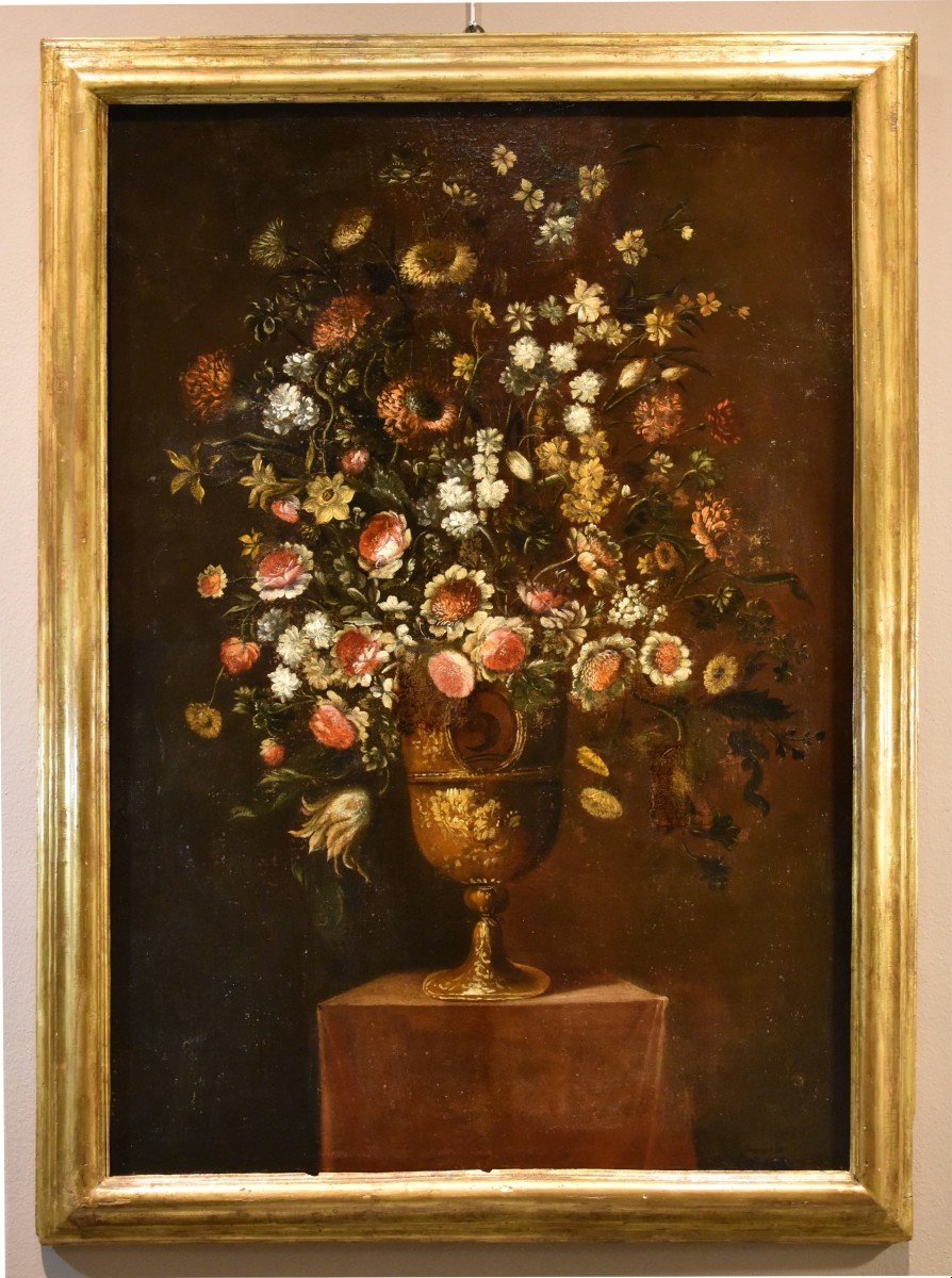 Andrea Scacciati (Florence 1642-1710), Composition De Fleurs Dans Un Vase En Relief (2 De 3)