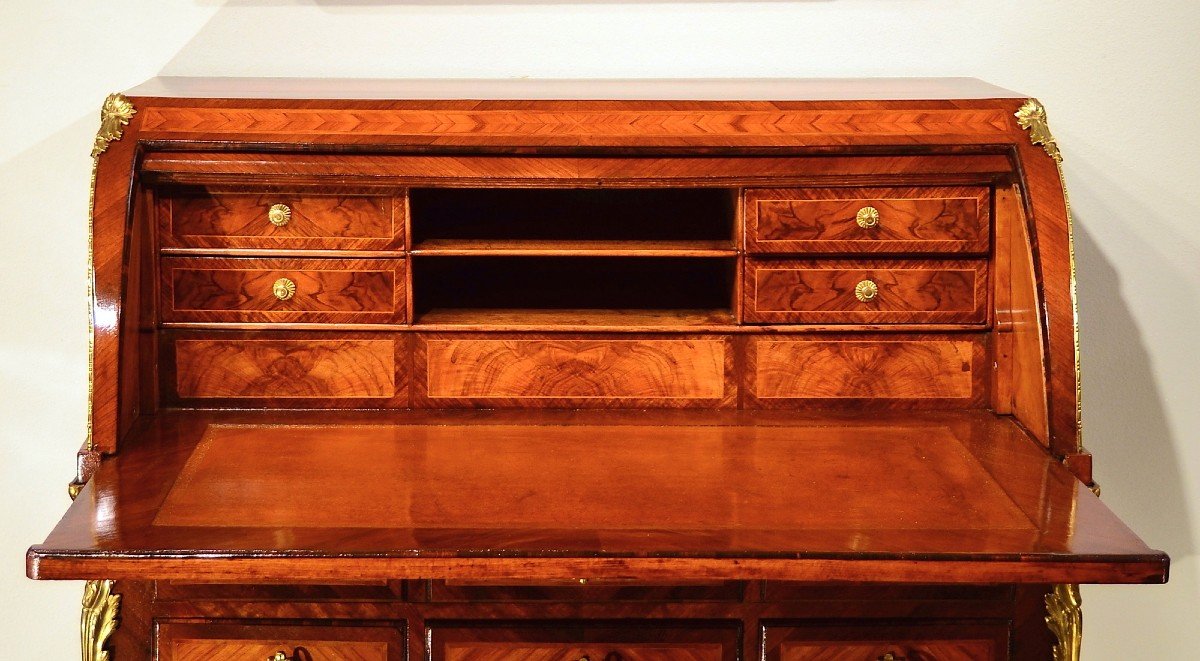 Louis XV Cylinder Sliding Desk - Paris, Circa 1750-photo-2