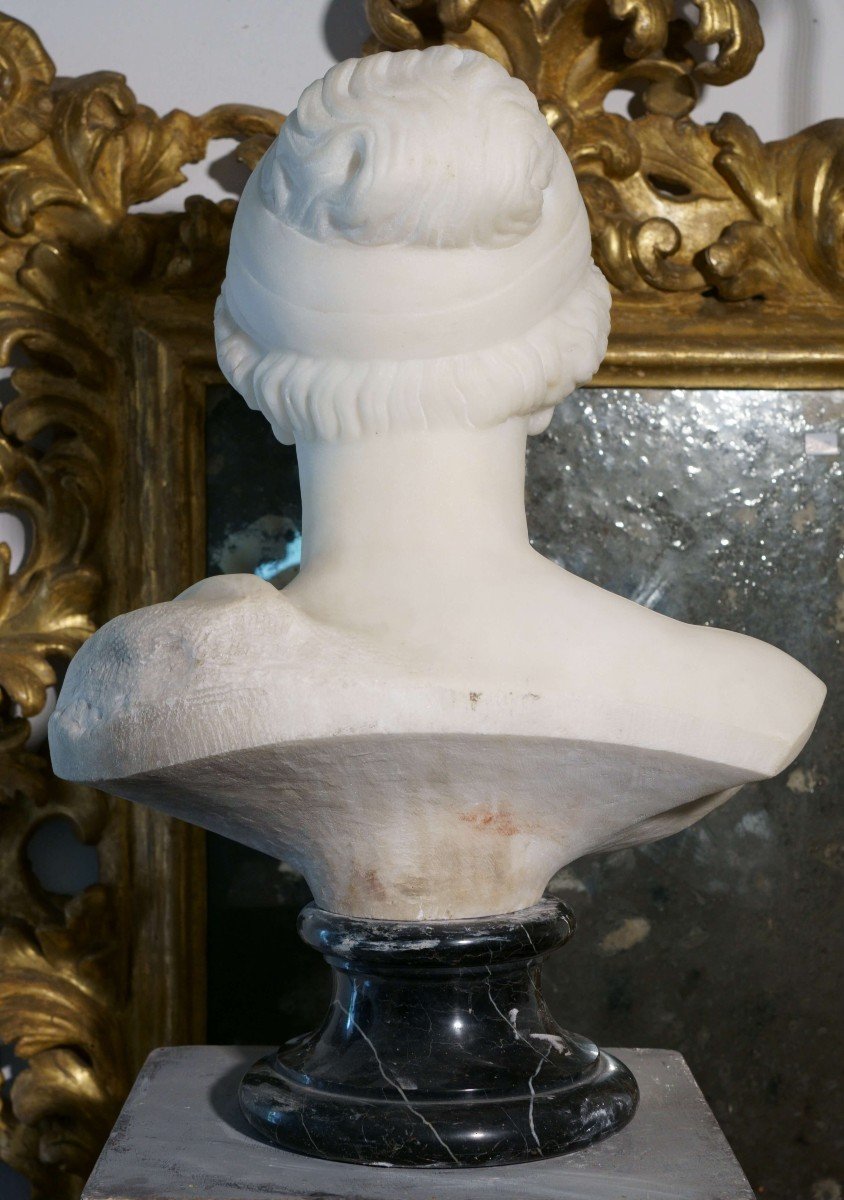 Buste Néoclassique d'Aphrodite Marbre De Carrare Vers Le 1830-photo-1