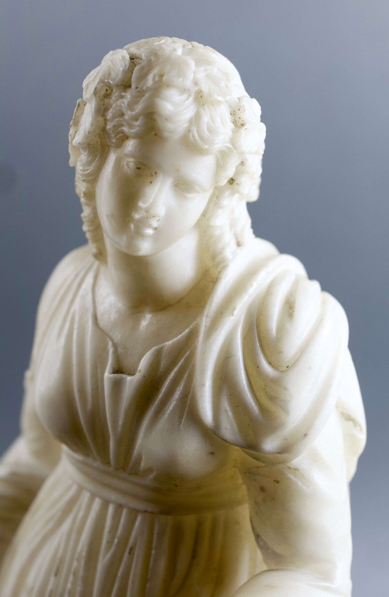 19th Century Italian Neoclassical Sculpture In Alabaster Muse Melpomene-photo-3