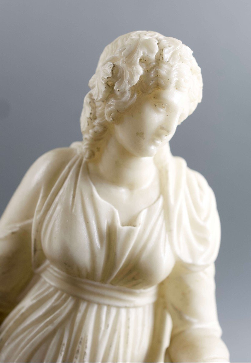 19th Century Italian Neoclassical Sculpture In Alabaster Muse Melpomene-photo-4