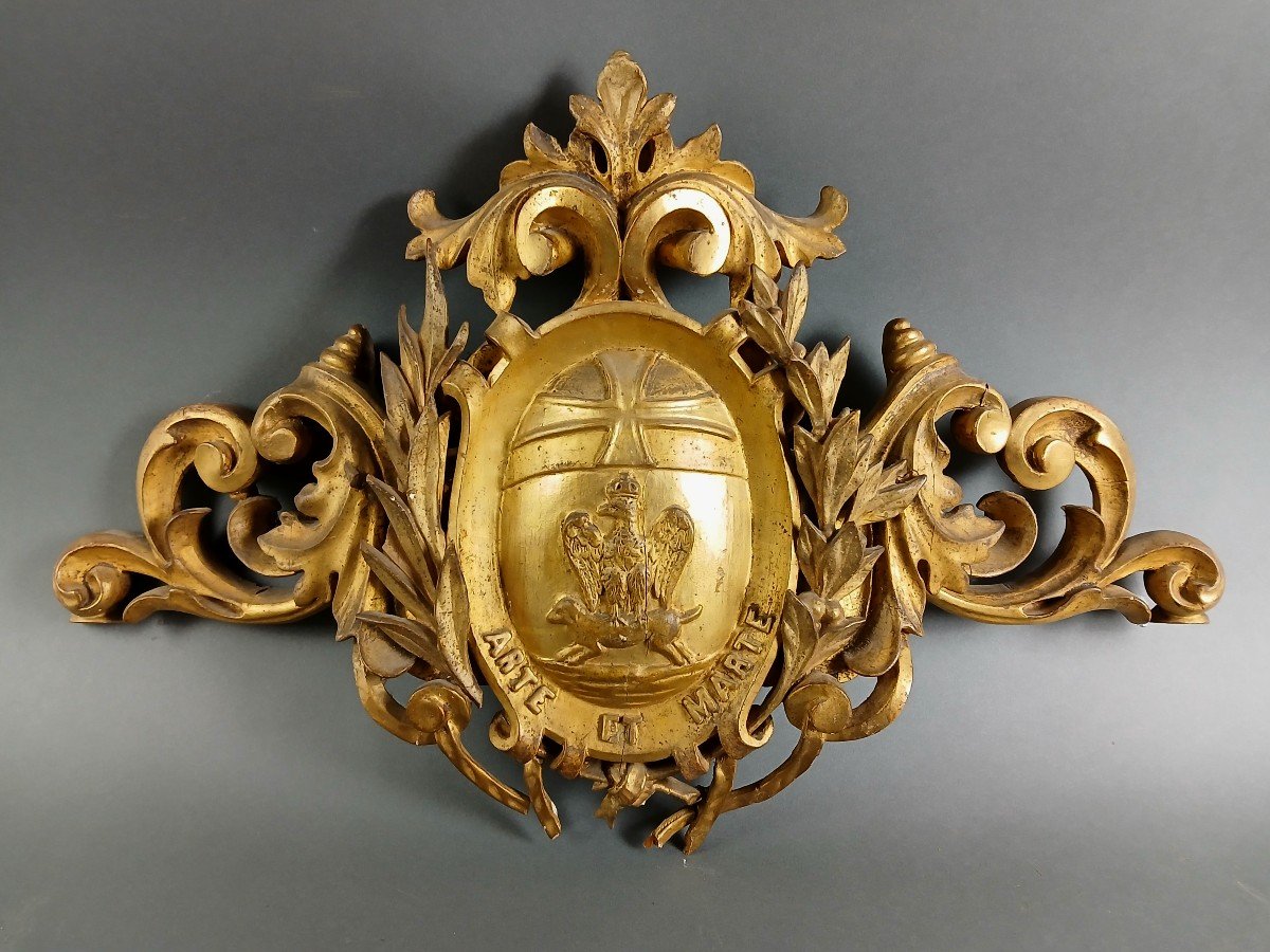 18th Italian Large Coat Of Arms In Carved And Gilded Wood 