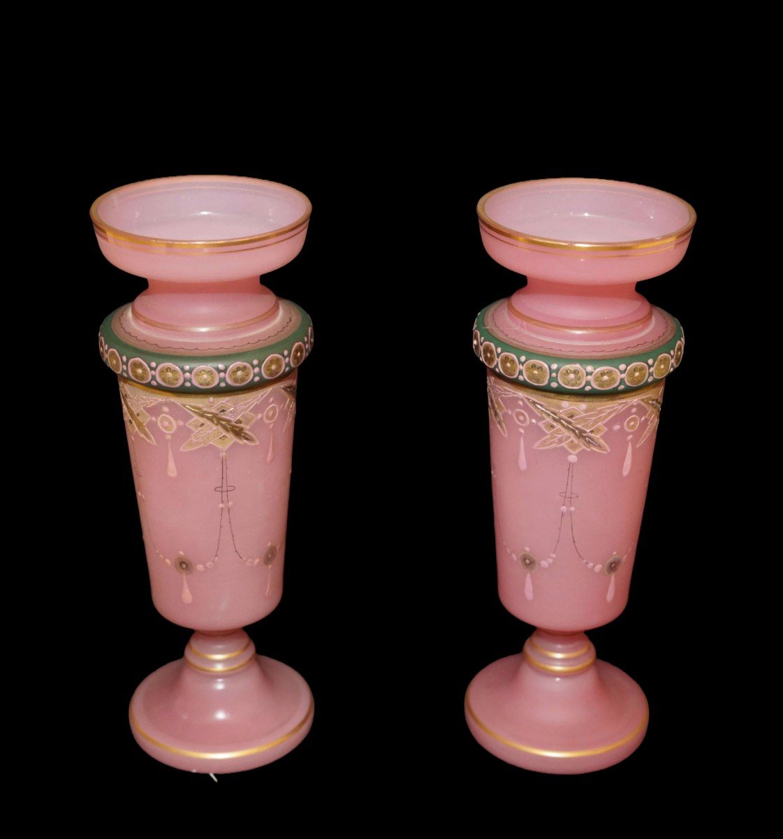 Paire De Vases Napoléon III En Opaline Rose à Décor Emaillé Signé 19éme -photo-2