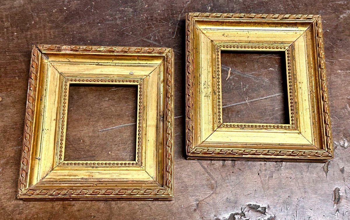 Pair Of Small Gilded Frames - 19th Century 