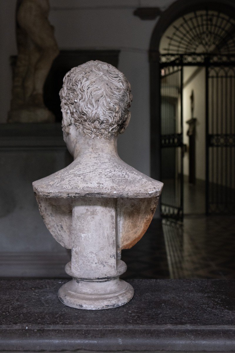 Two Portrait Busts Of 19th Century Neapolitan Aristocrats. Charles X Era, Circa 1820. -photo-3