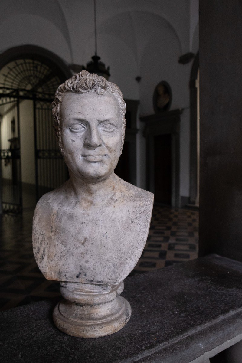 Two Portrait Busts Of 19th Century Neapolitan Aristocrats. Charles X Era, Circa 1820. -photo-4