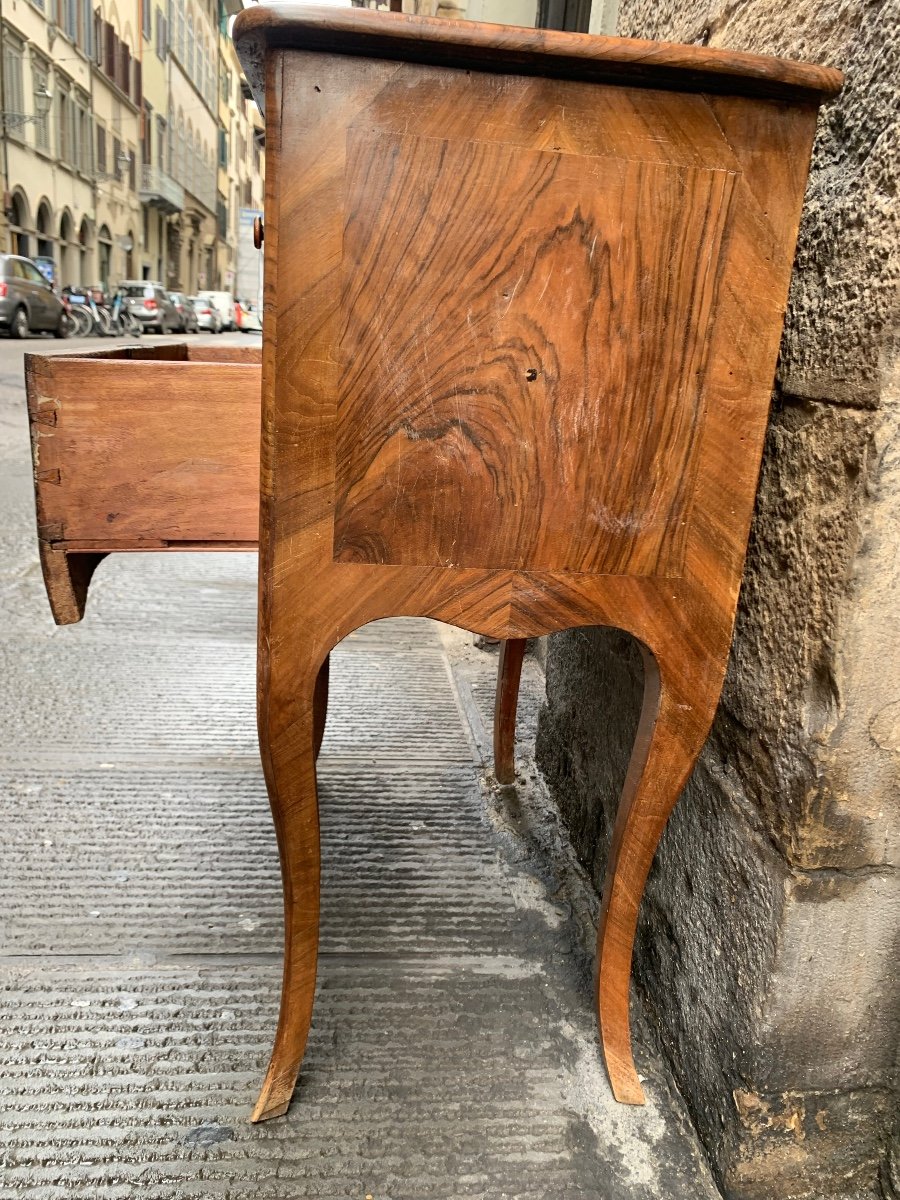 Small Chest Of Drawers In Walnut Veneer, Italy, 18th Century, W. 66cm X H. 81-photo-3