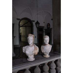 Two Portrait Busts Of 19th Century Neapolitan Aristocrats. Charles X Era, Circa 1820. 