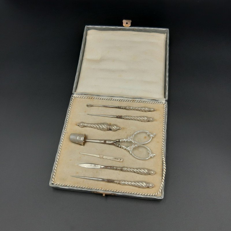 800 Silver Sewing Set-photo-5