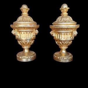 Paire De Vases d'Autel Louis XVI