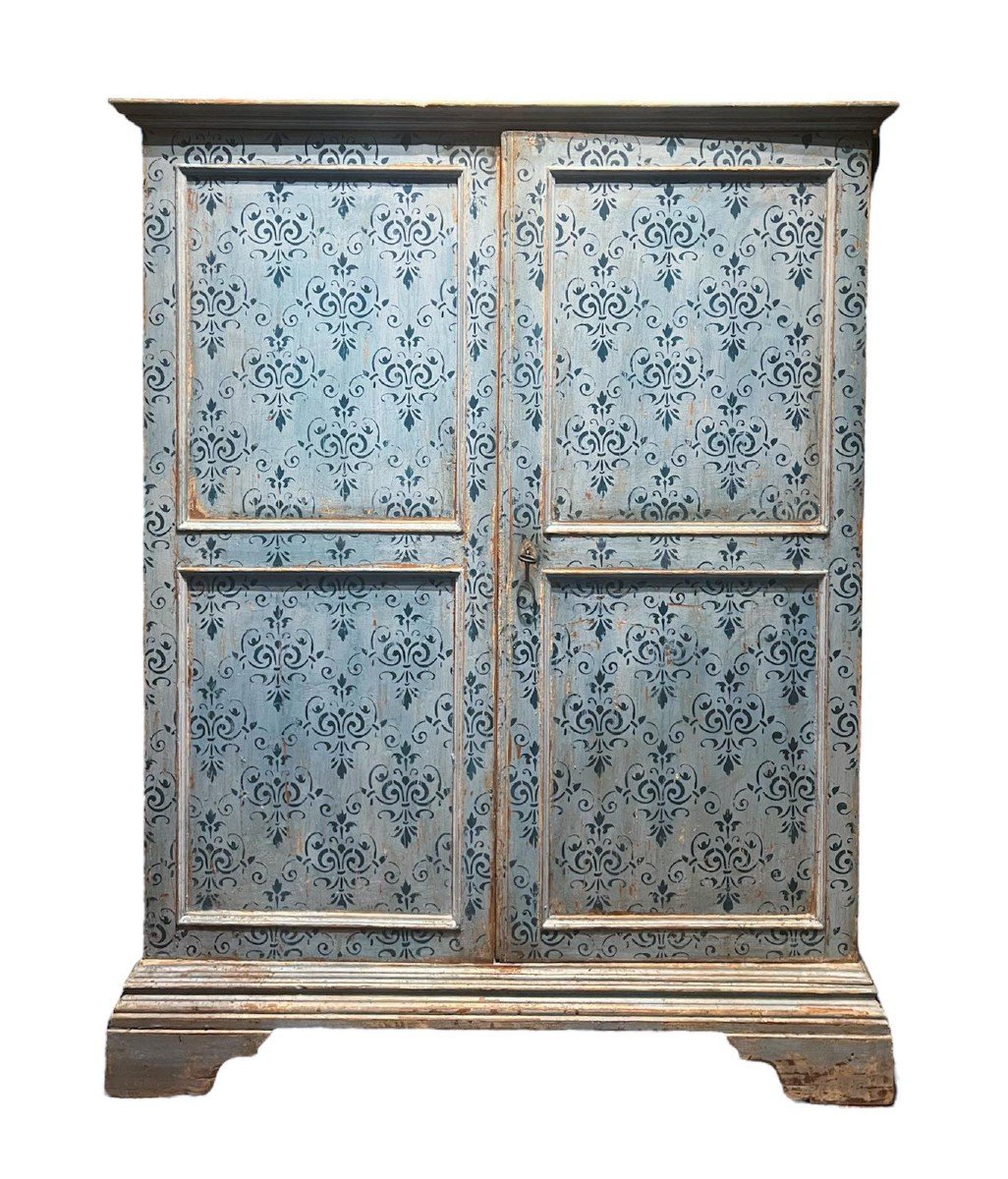 Cabinet With Two Doors