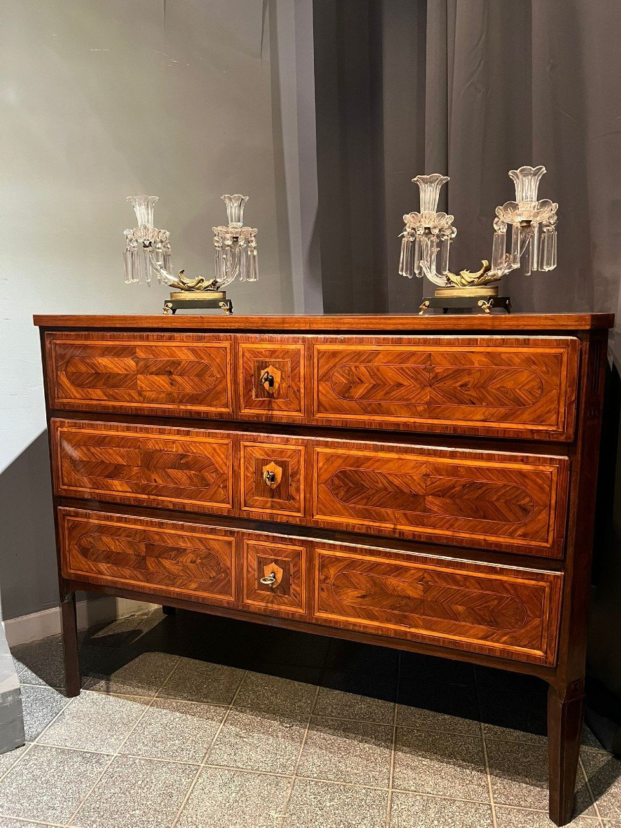 18th Century Threaded Chest Of Drawers-photo-4