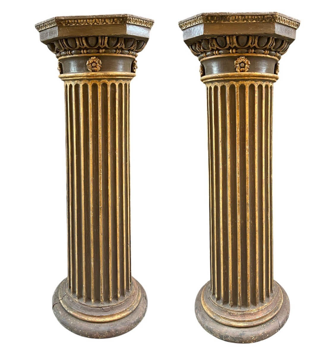 Paire De Colonnes Peintes