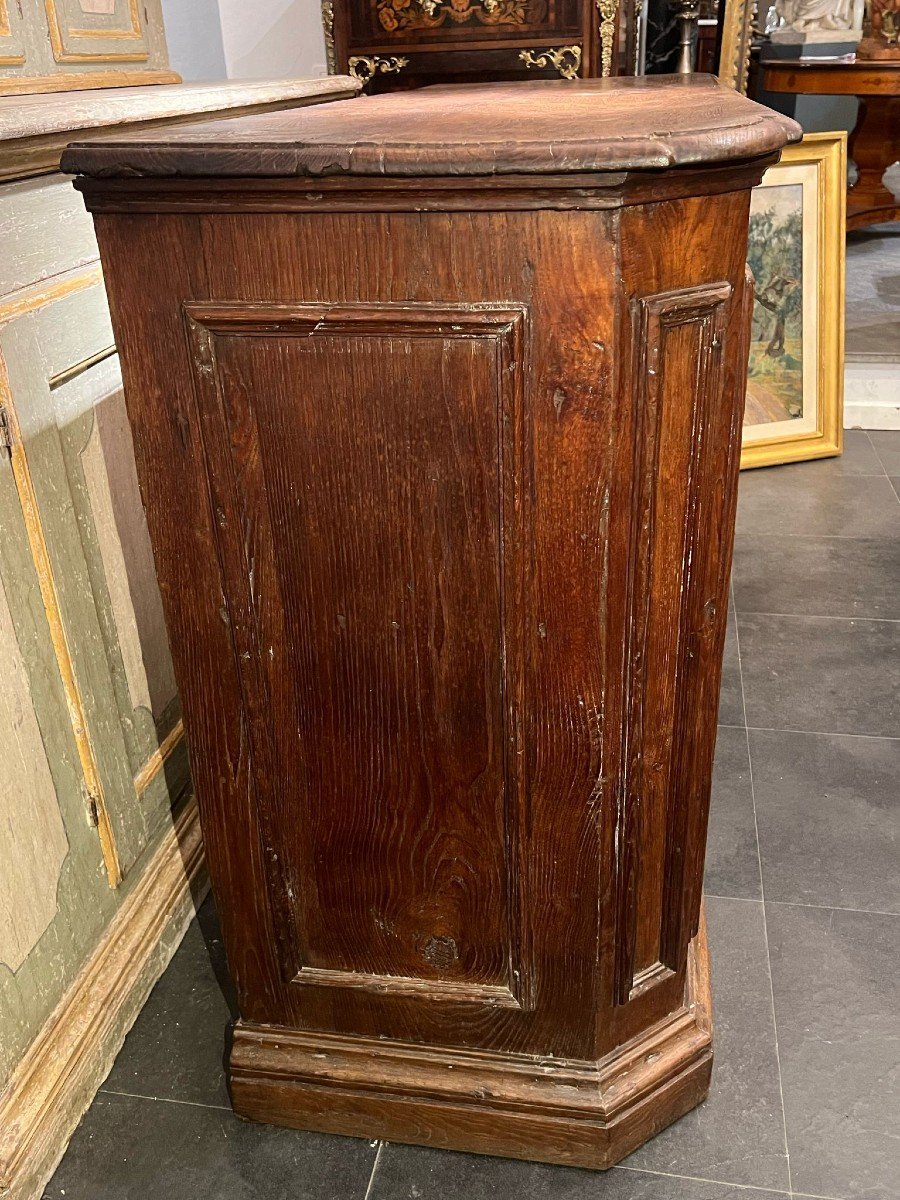 18th Century Two-door Sideboard-photo-1