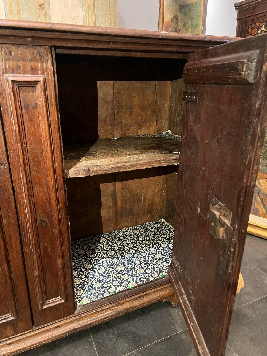 18th Century Two-door Sideboard-photo-5