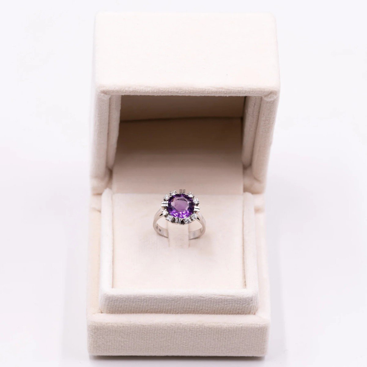 Vintage 14k White Gold Amethyst (4ct) & Diamonds (0.24ctw) Ring, 60s-photo-1