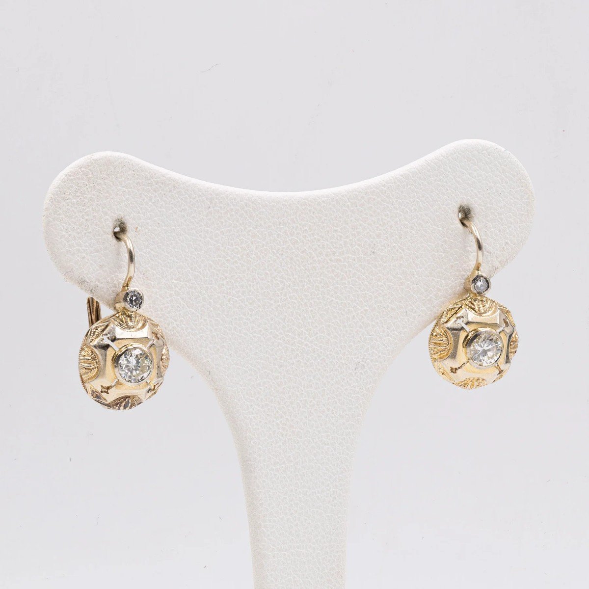 Boucles d'Oreilles Antiques En Or Bicolore 18 Carats Et Diamants (0,40 Ct), Années 30/40-photo-3