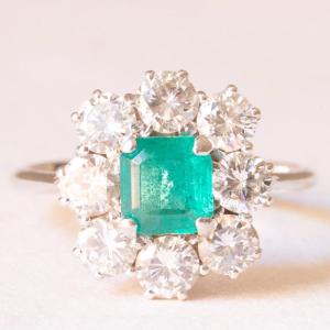 Bague Marguerite Vintage En Or Blanc 18 K Avec émeraude (environ 0,65 Ct) Et Diamants 