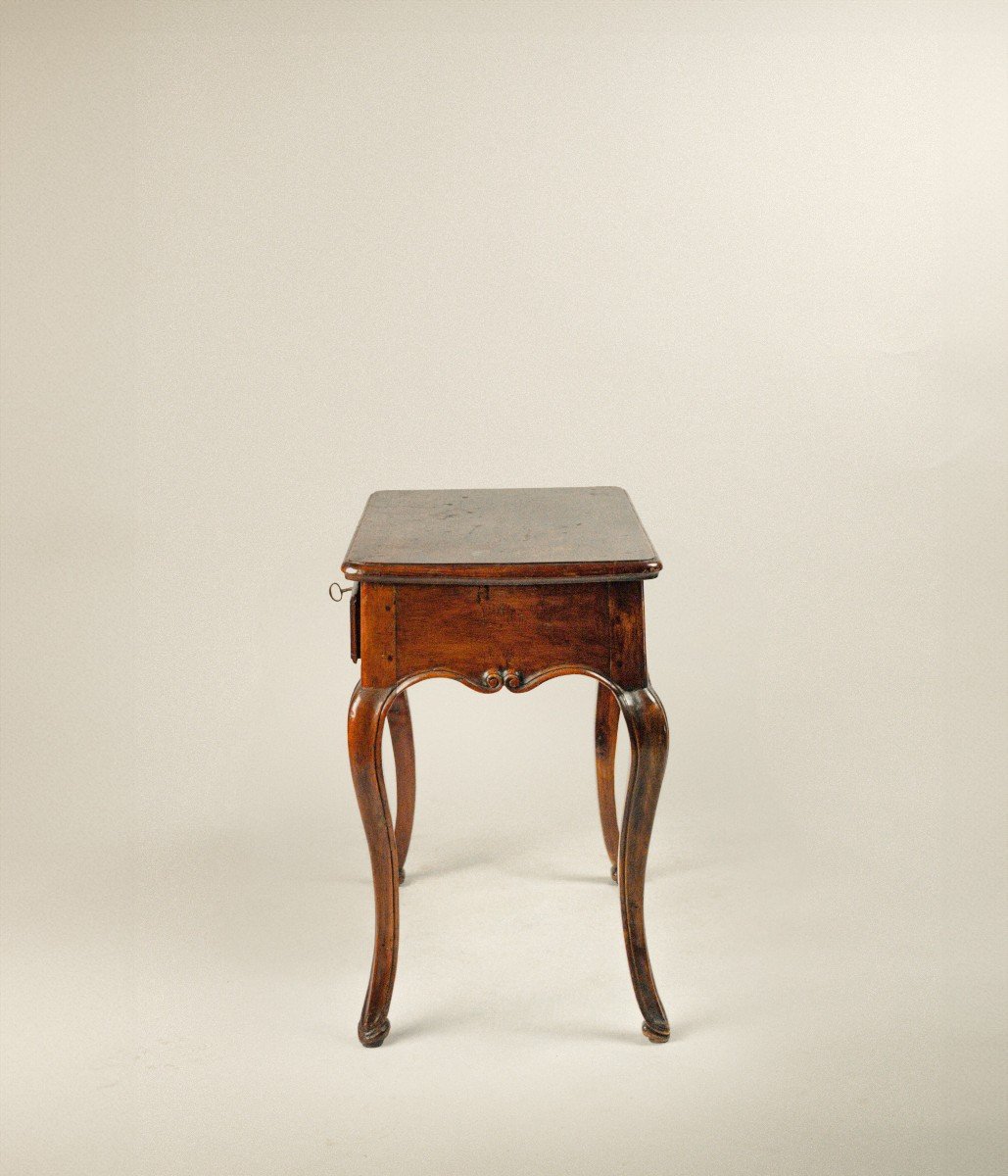 Walnut Center Table, Second Half Of The 18th Century-photo-2