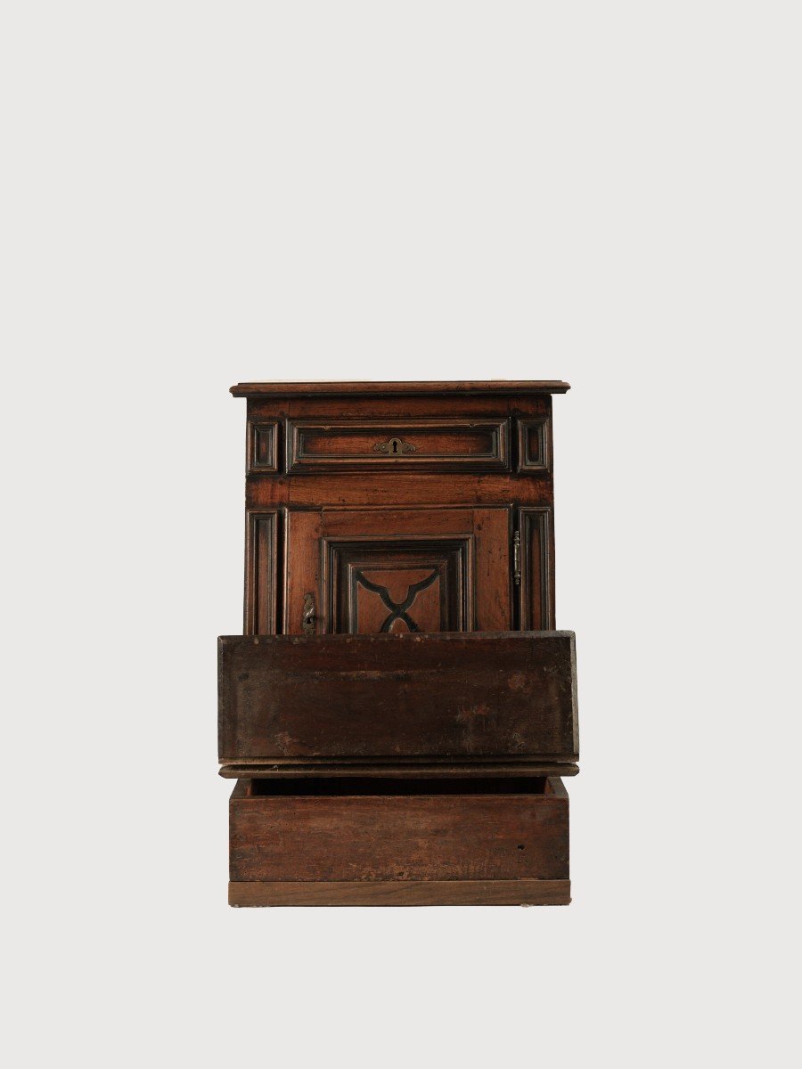 Walnut Kneeler, Piedmont, First Half Of The 18th Century-photo-3