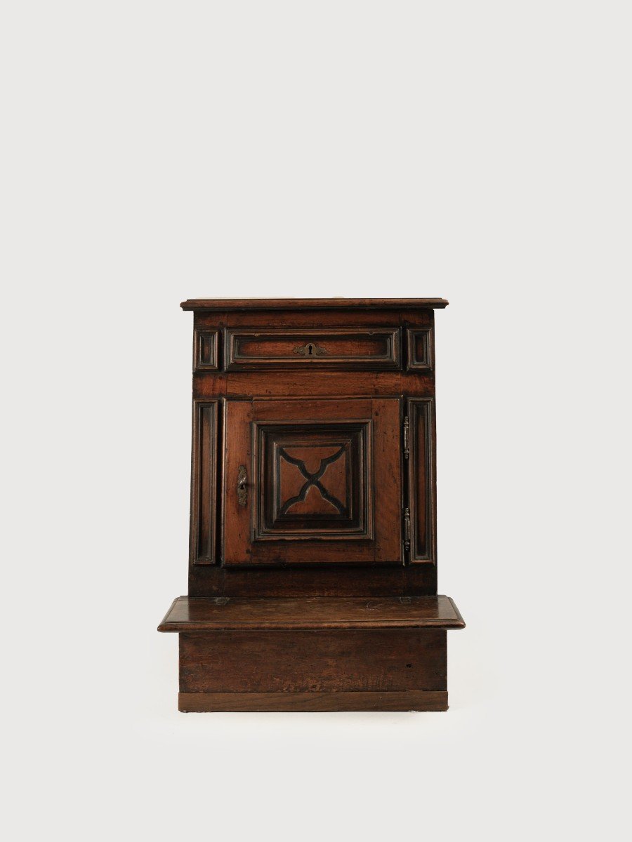 Walnut Kneeler, Piedmont, First Half Of The 18th Century-photo-4