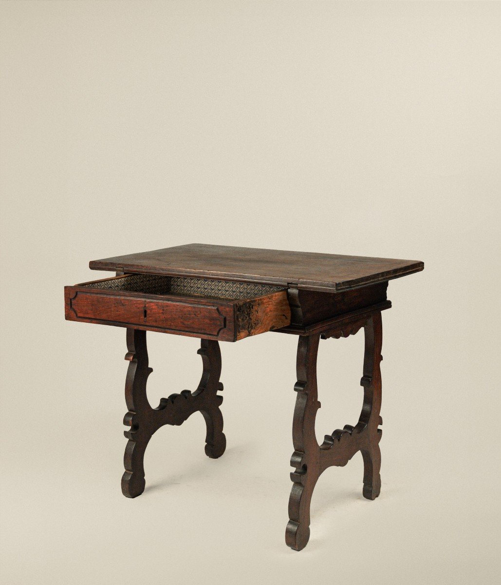 Table En Noyer, XVIIIème Siècle