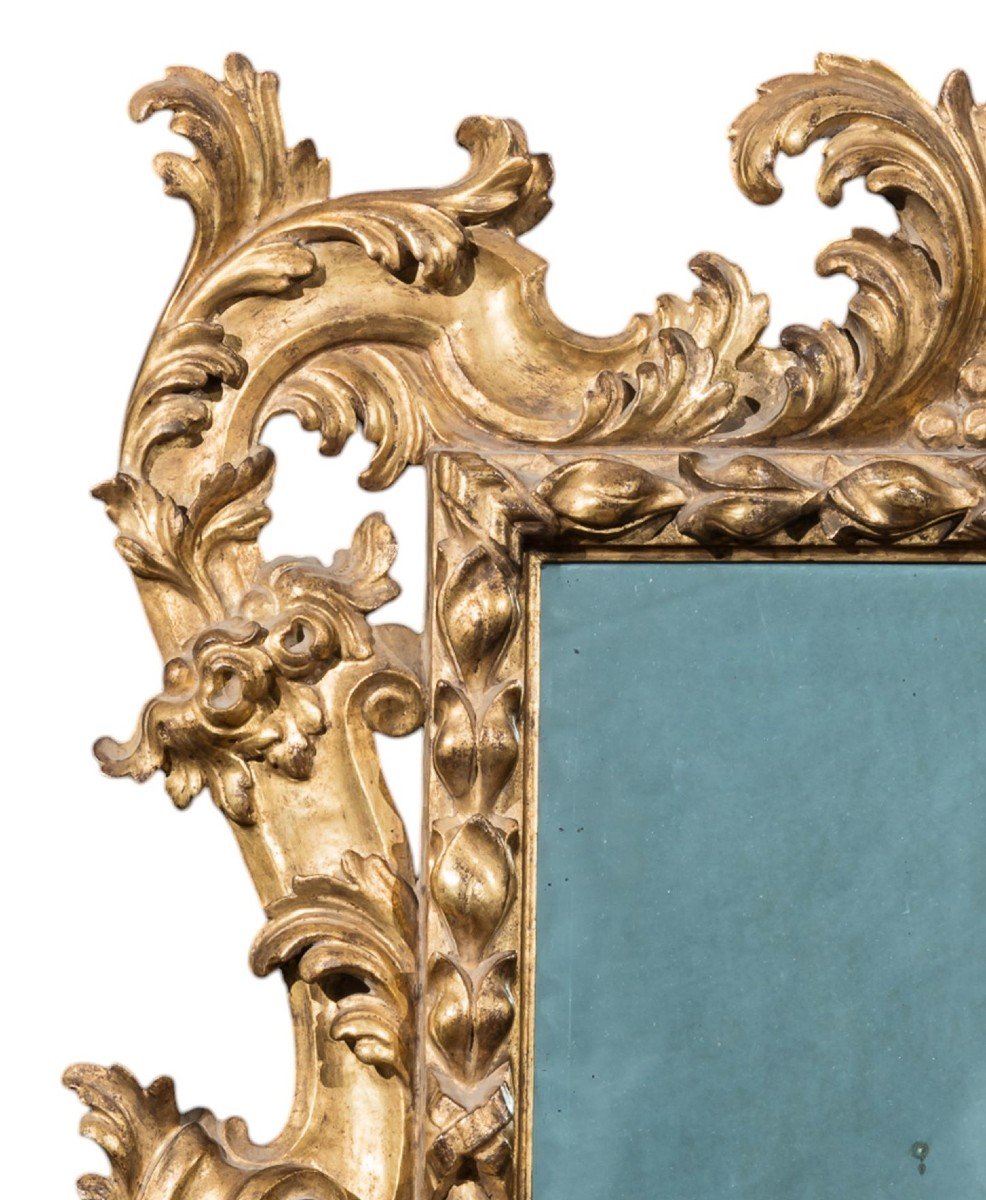 ébénisterie émilienne Du XVIIIe Siècle Miroir En Bois Sculpté Et Doré-photo-3