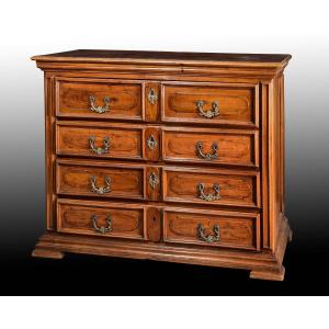 Walnut Chest Of Drawers, Lombardy, Early 18th Century.