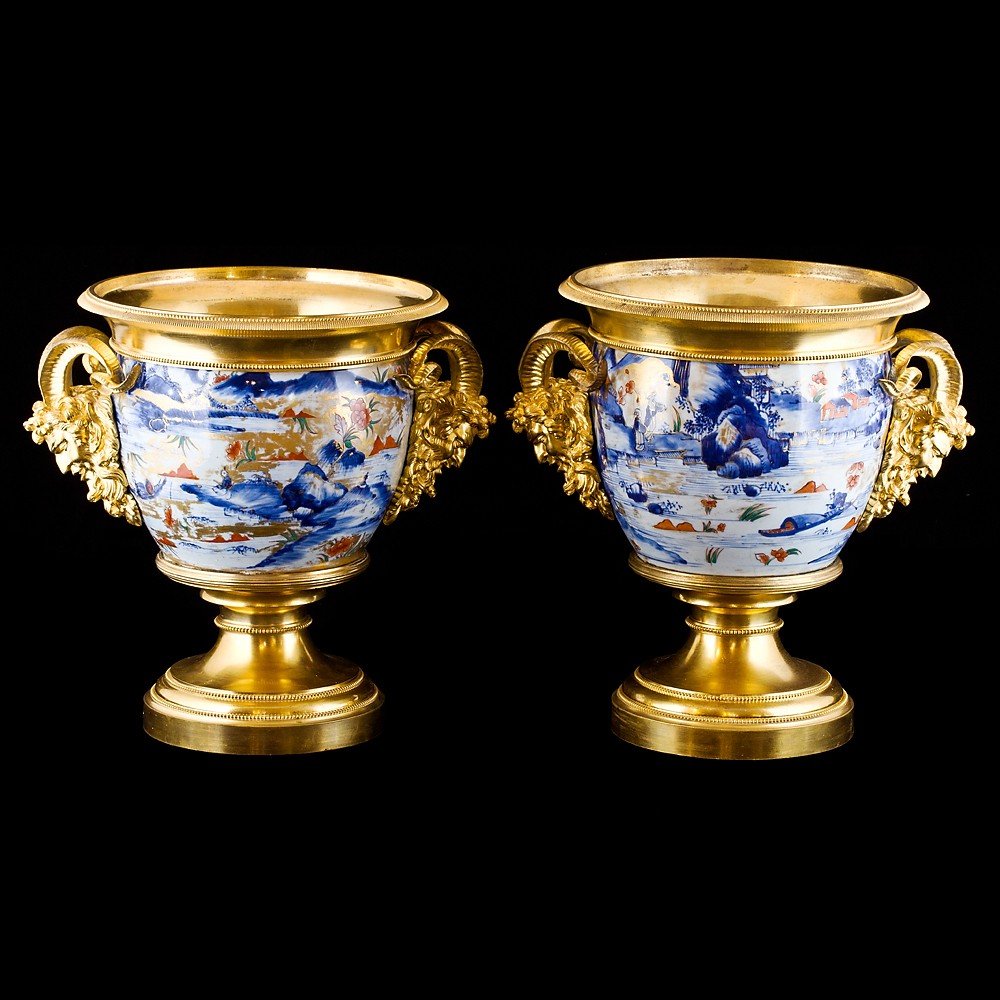 Pair Of Vases In Porcelain And Gilded Bronze-photo-1