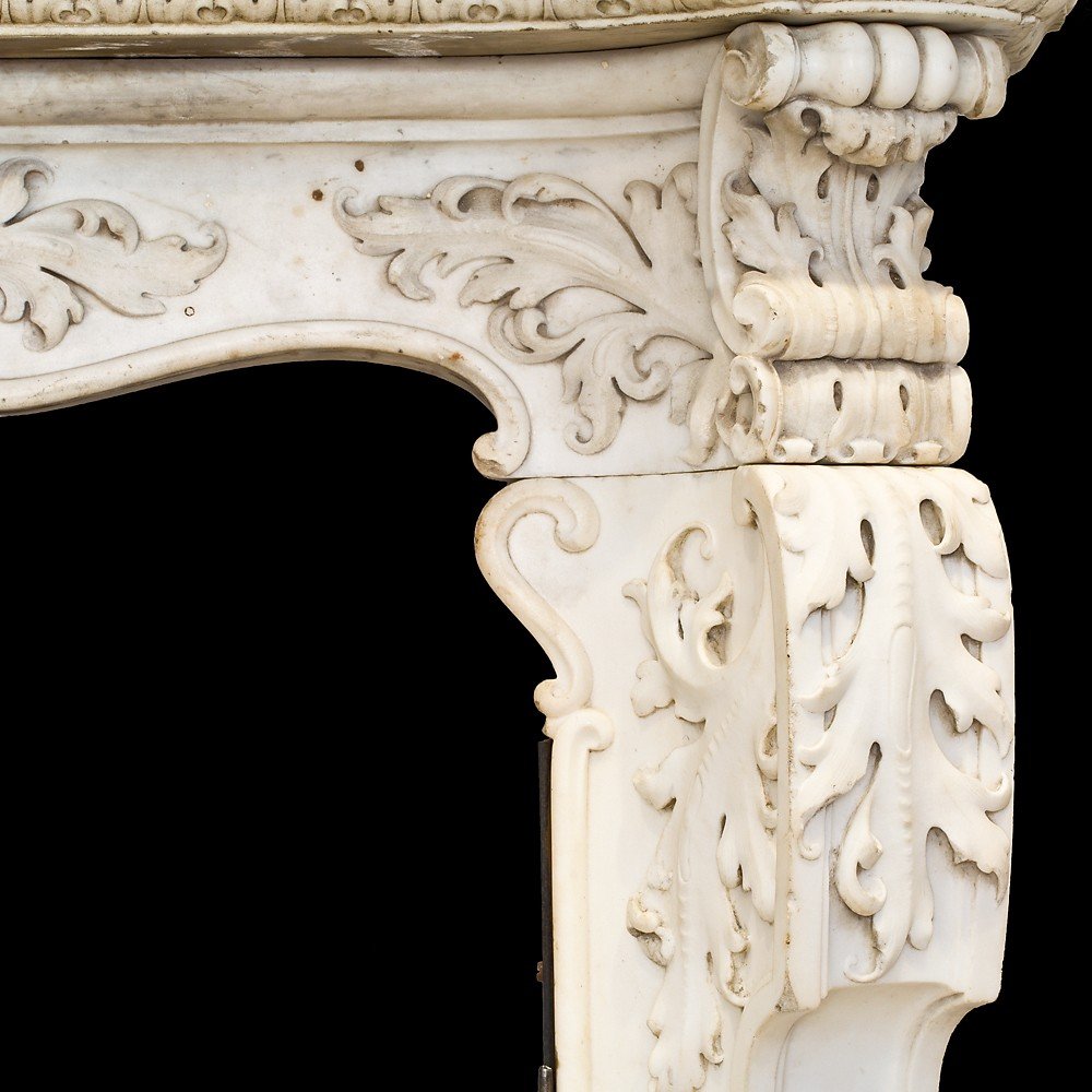 White Marble Fireplace-photo-4