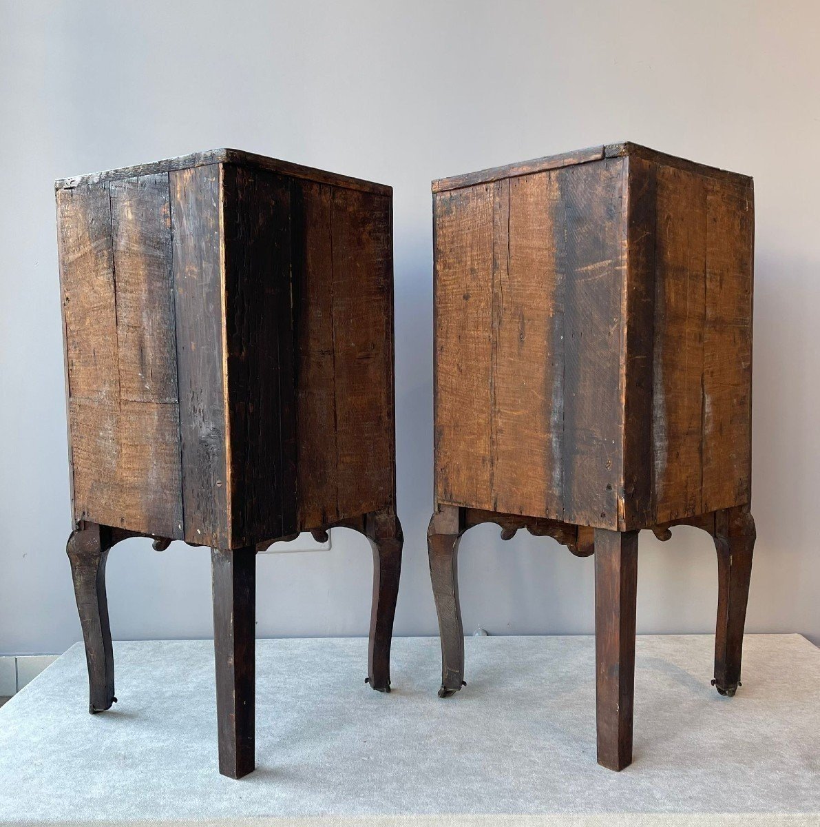 Rare Pair Of Louis XV Corner Cabinets Of Italian Origin-photo-2