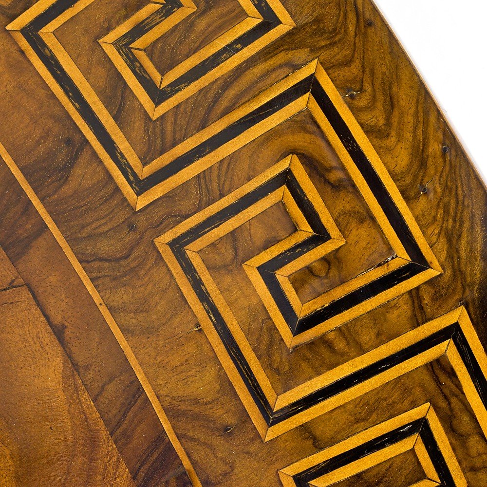 Center Table Veneered In Walnut Feather-photo-1