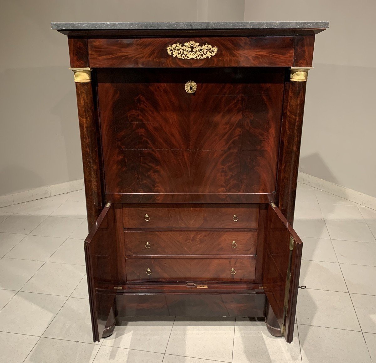 Empire Drop-leaf Secretary-photo-3