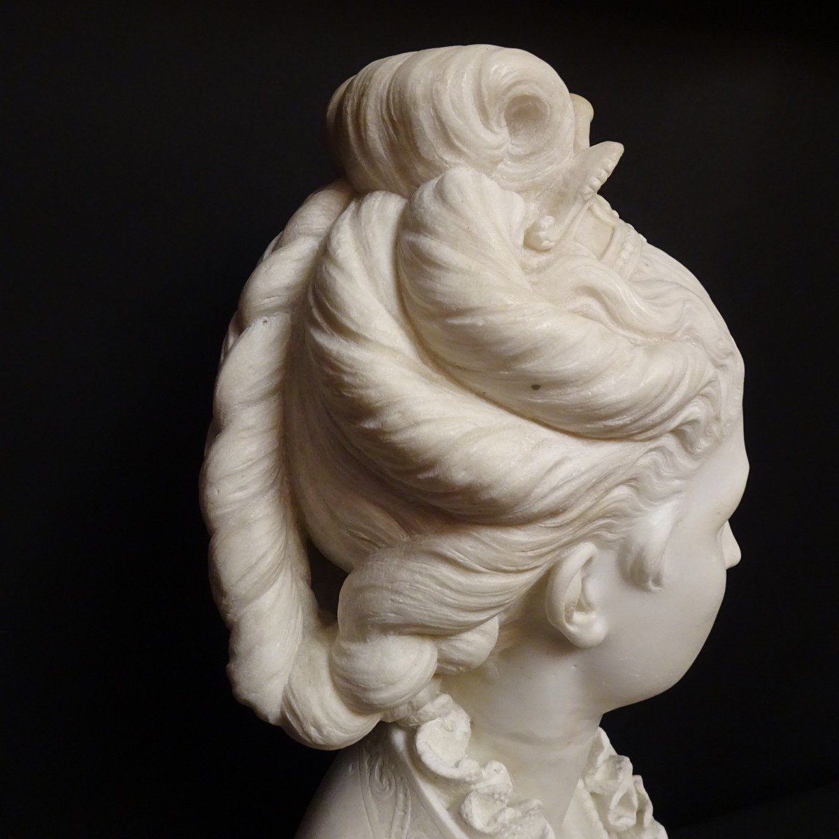 Bust Of A Noble Woman In Carrara Marble 19th Century-photo-2