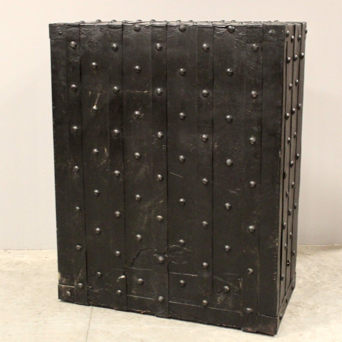 Antique Studded Safe Strongbox – Italy 19th-photo-8