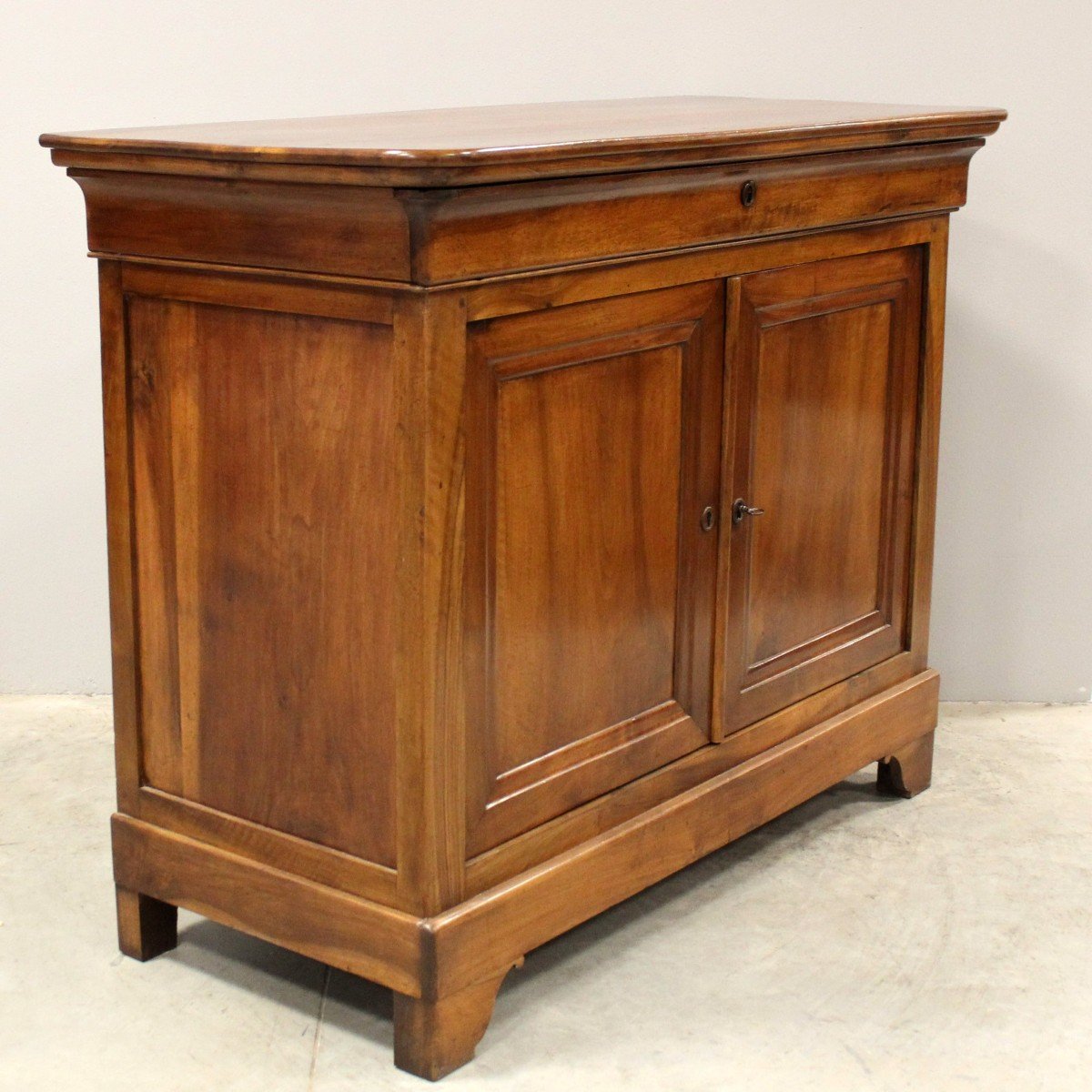 Antique Louis Philippe Sideboard Dresser Cabinet Cupboard Buffet In Walnut – 19th-photo-3