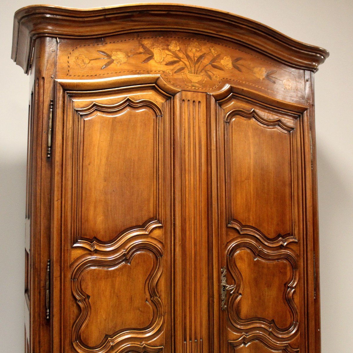 Antique Louis XV Cabinet Wardrobe In Walnut And Marquetry - 18th-photo-4