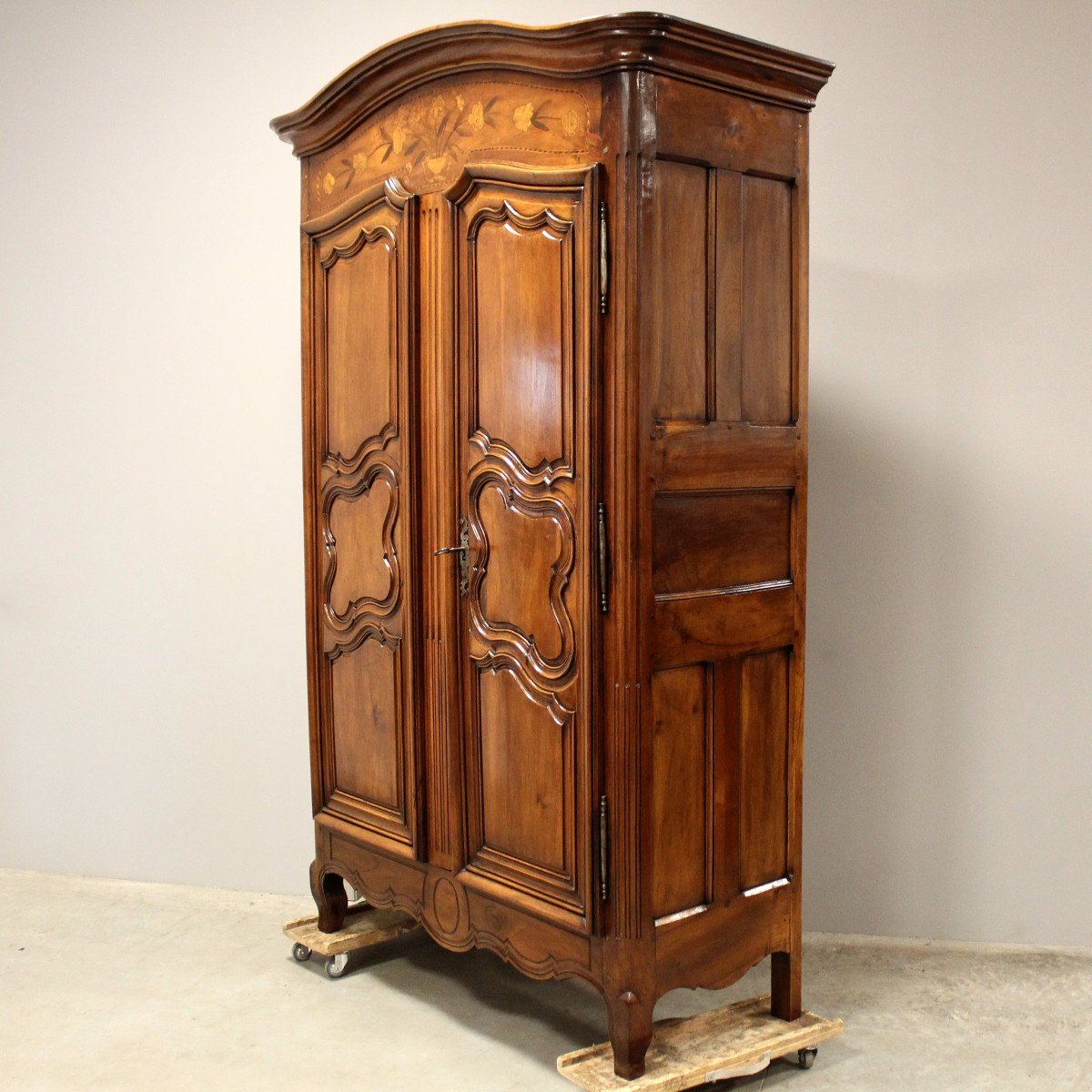 Antique Louis XV Cabinet Wardrobe In Walnut And Marquetry - 18th-photo-2